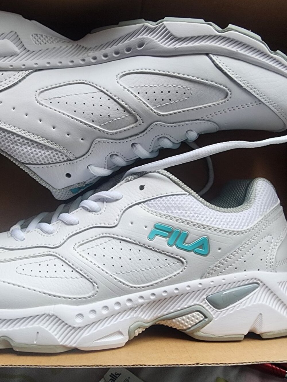 FILA Memory Glimpse Womens Walking Shoes size 10 White and Blue New in Box